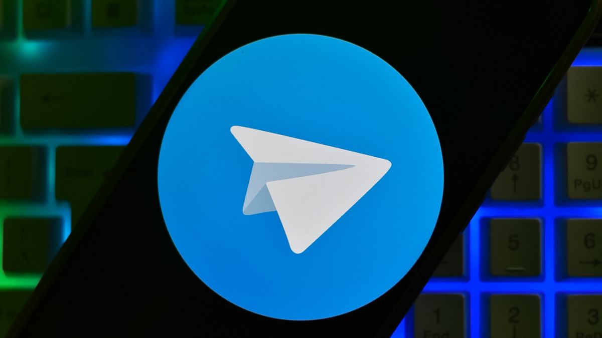 Telegram doubles down on emoji in a new update for Premium users