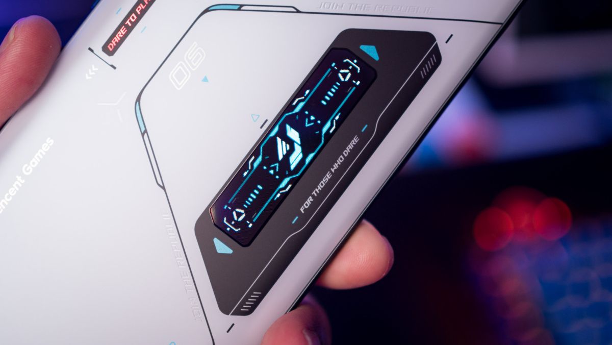 The ASUS ROG Phone 6D Ultimate is set to reach power levels of over 9000