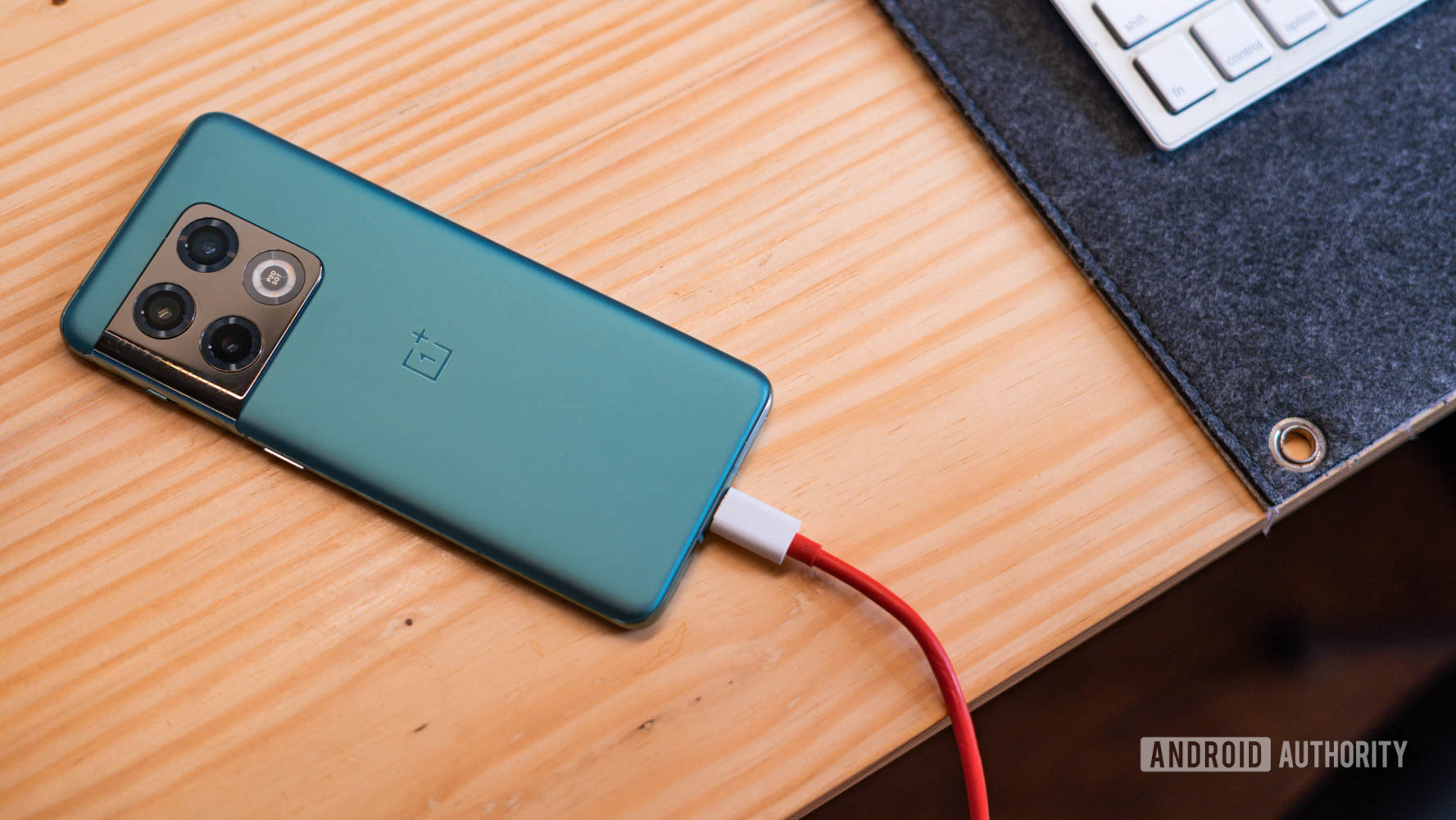 Poll: How long does it take to fully charge your phone?