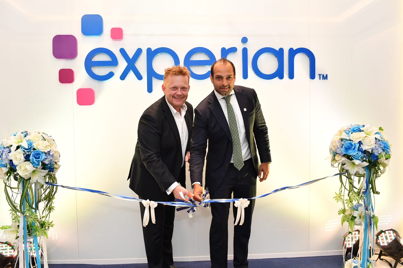 Identity thieves exploit security flaw to steal credit reports from Experian