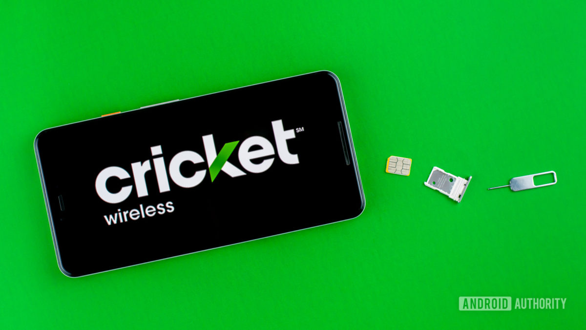 Mint Mobile vs Cricket Wireless: Which is better for you?