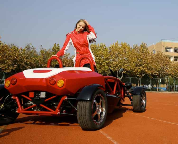 This 100 MPH ‘street legal’ 2-seater electric race car from China looks pretty legit