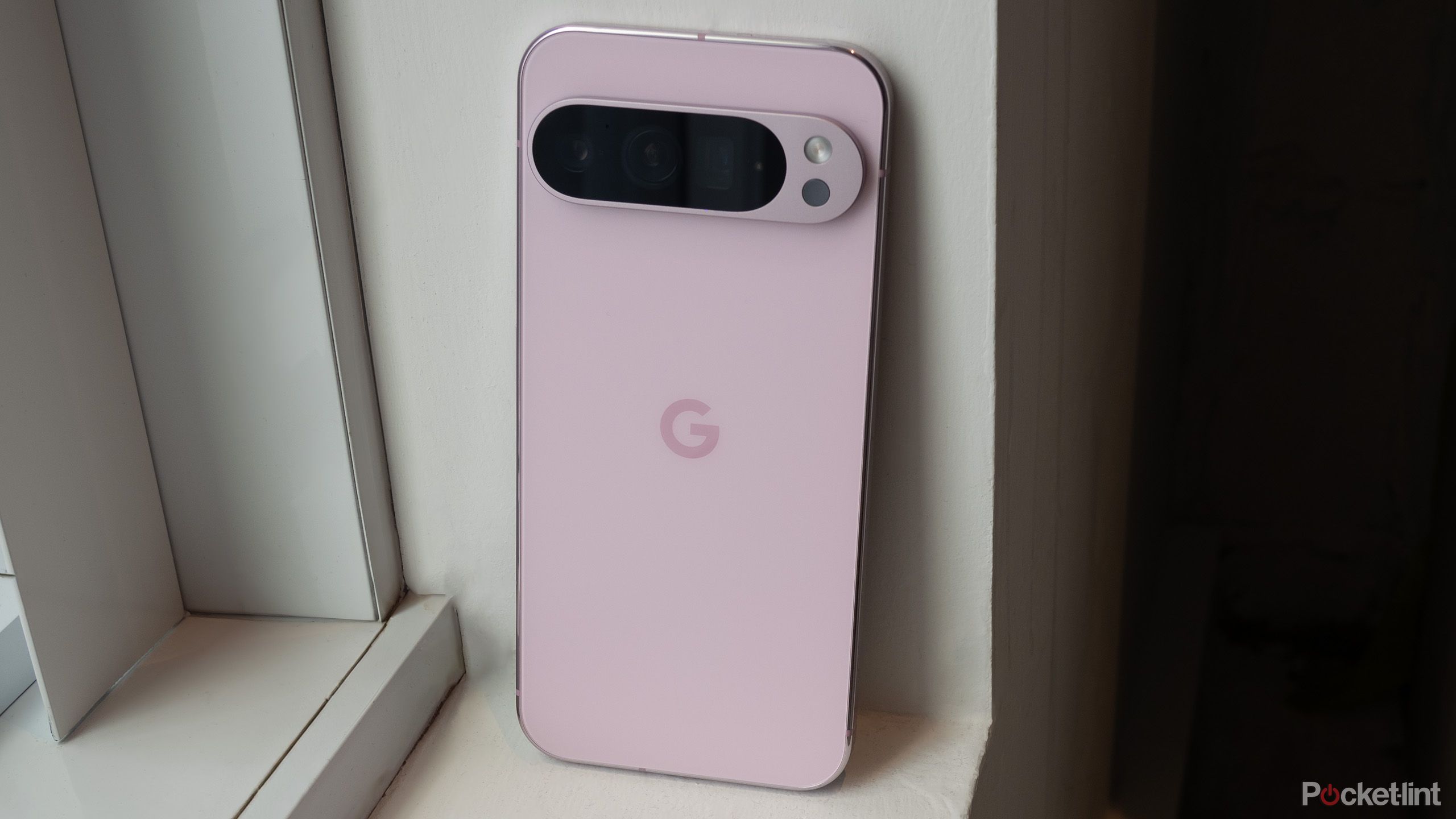 Comparison of Google Pixel 10 and Pixel 9: Main Features and Enhancements