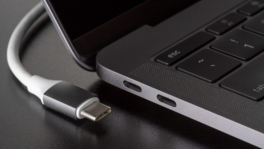 Distinctions Between Micro USB and USB-C Ports