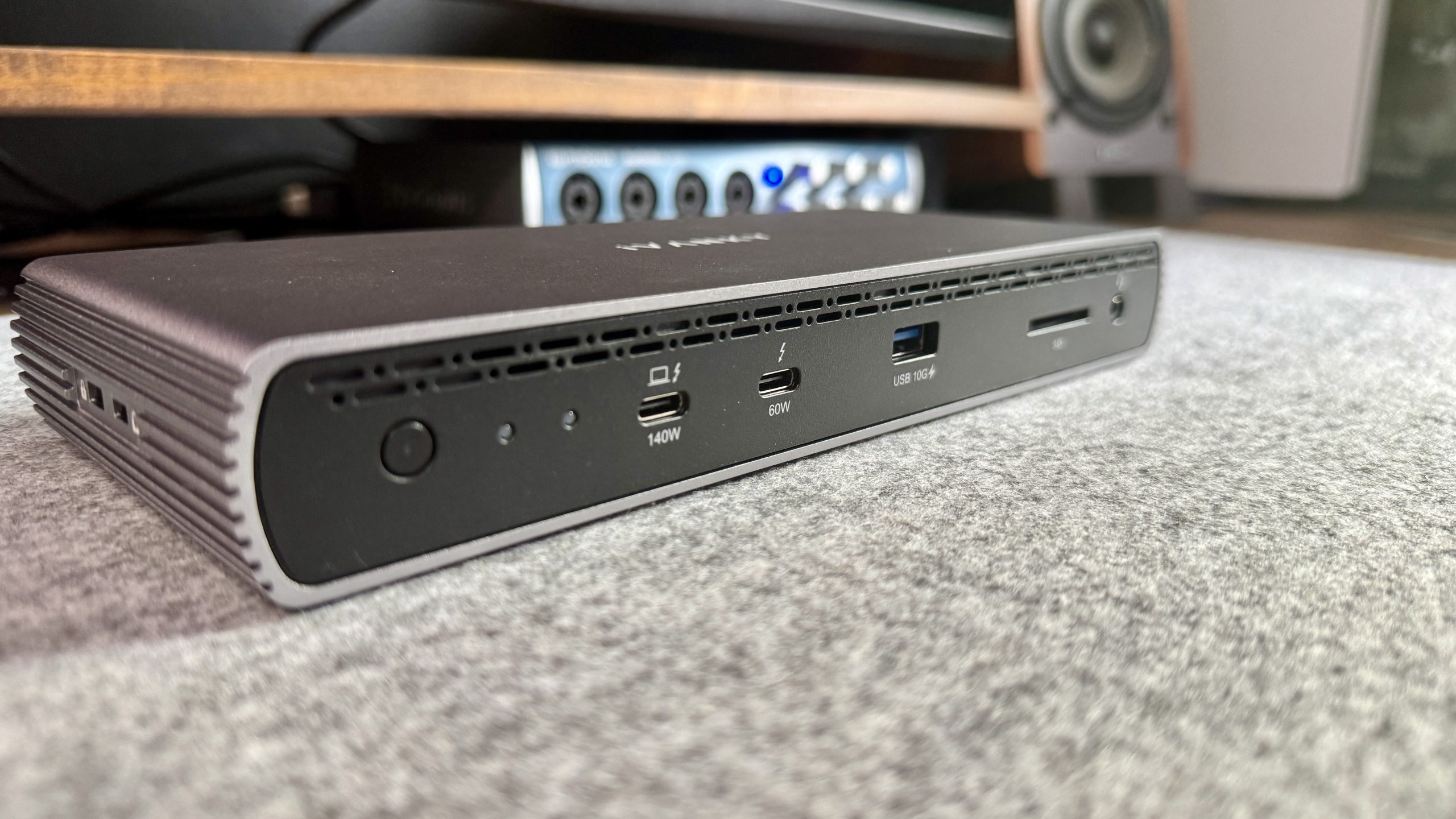 iVANKY Introduces Thunderbolt 5 Dock Featuring Triple External Display Capability for MacBook Pro
