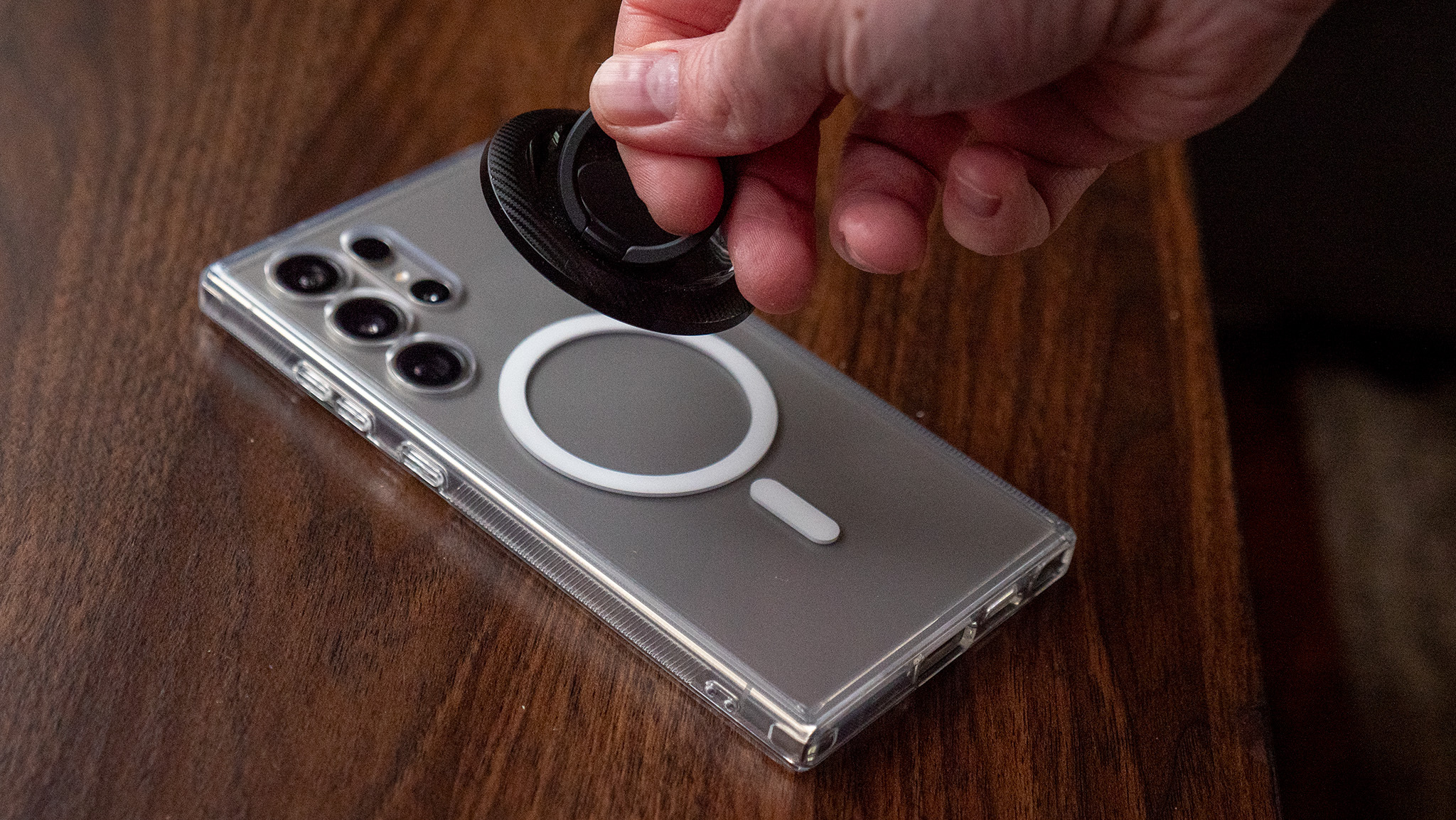 Samsung Launches Qi2 Chargers in the US Although Not Compatible with Galaxy Phones