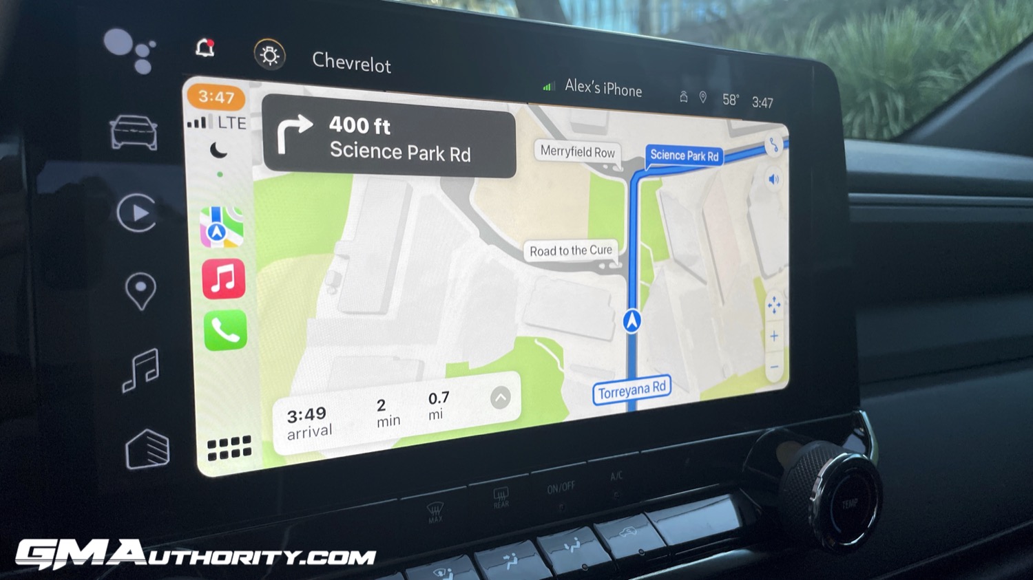 Android Auto Might Soon Add a Well-Liked New CarPlay Functionality
