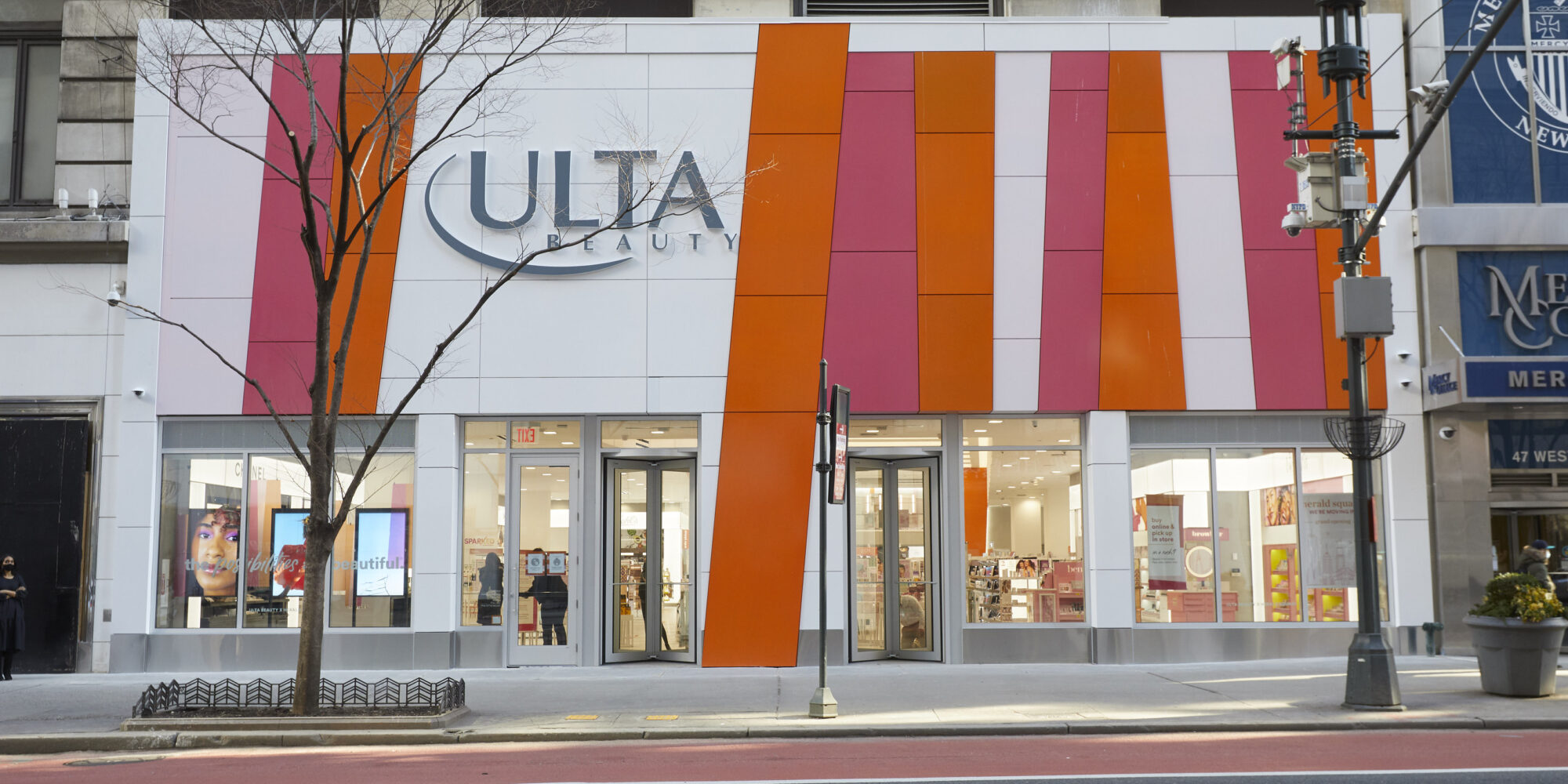 Apple Store Unveils Lengthened Holiday Return Policy for Every Item