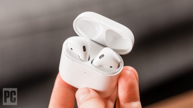 Comparing AirPods 4 and AirPods Pro: An Overview for Selecting the Ideal Model for the Festive Season