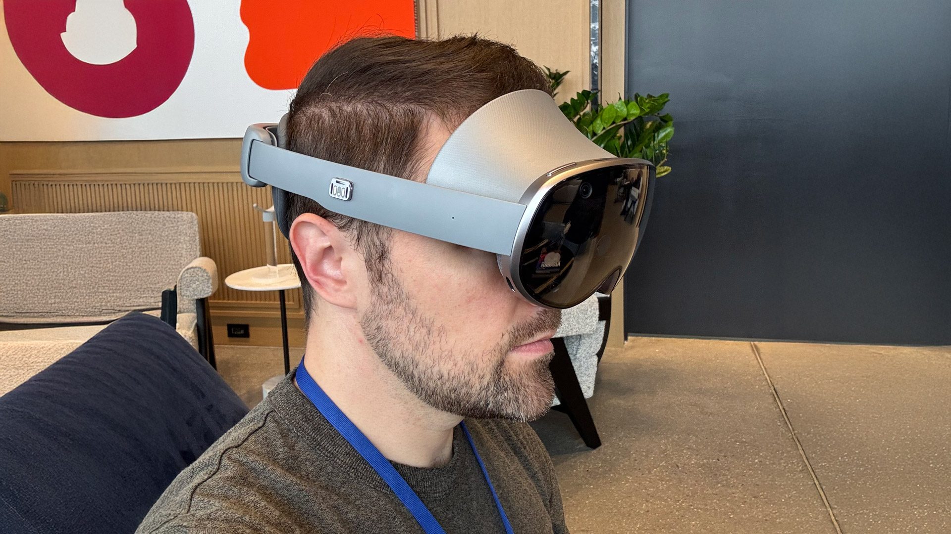 "Galaxy XR Seeks to Transform Entertainment through Improved Immersion, Awaiting Google's Progress in Spatial Video"