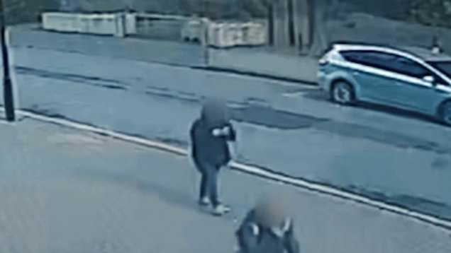 Thieves in London Return Stolen Mobiles When They Aren't iPhones