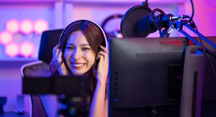 Apple Podcasts Chooses ‘The Rest Is History’ as Show of the Year