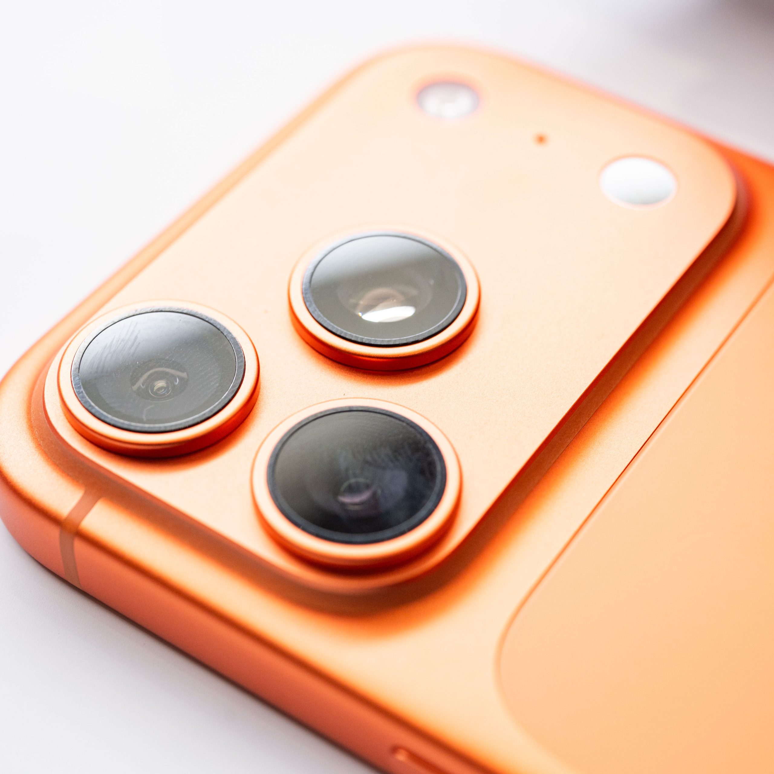 Availability of iPhone 17 for Christmas: Present Stock Details