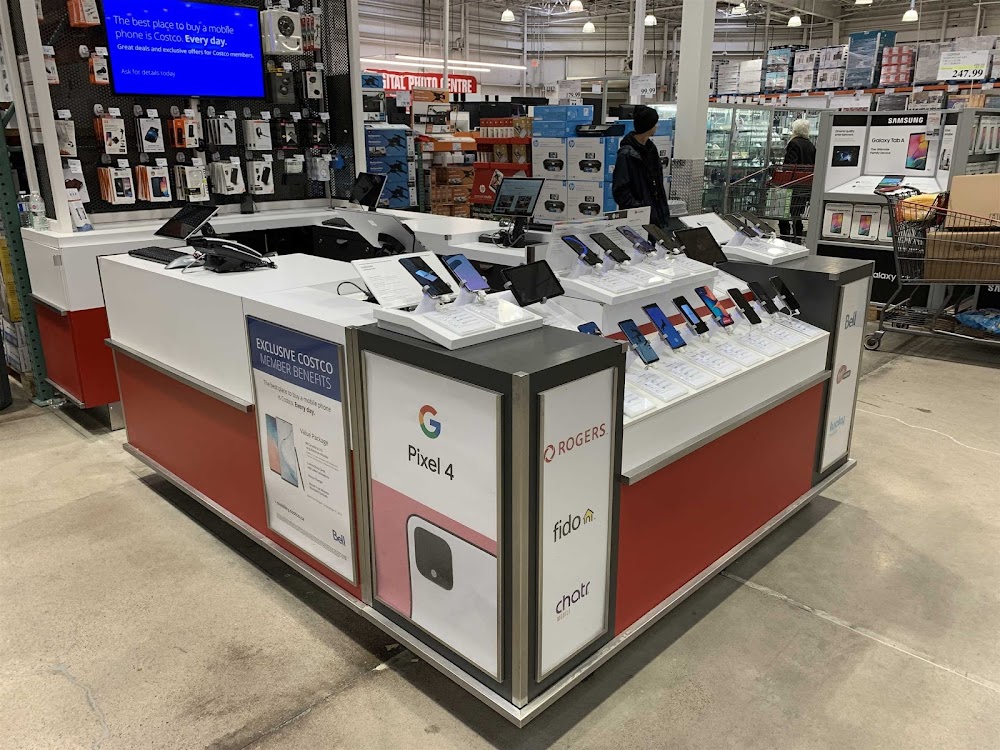 Benefits and Drawbacks of Acquiring a New Phone from Costco