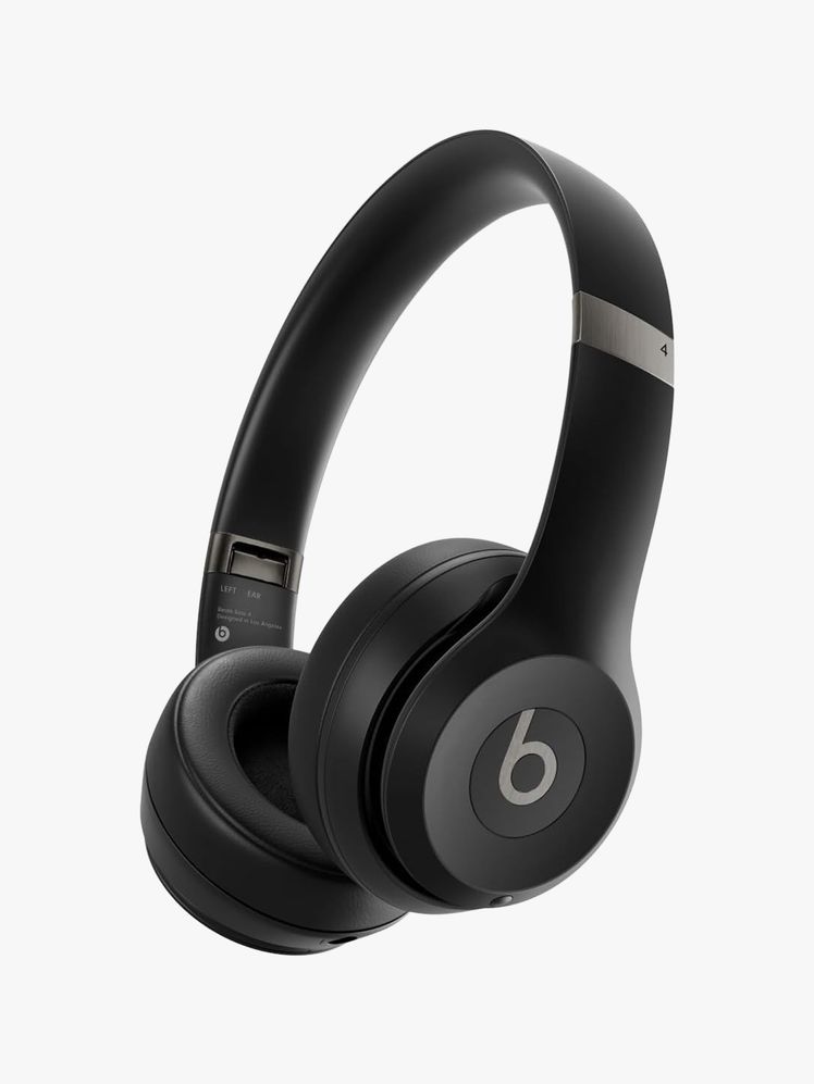 Black Friday Week Sales: Enjoy a $149 discount on AirPods Max, $230 off M5 MacBook Pro, Series 11, Official Cables from $5, and additional offers