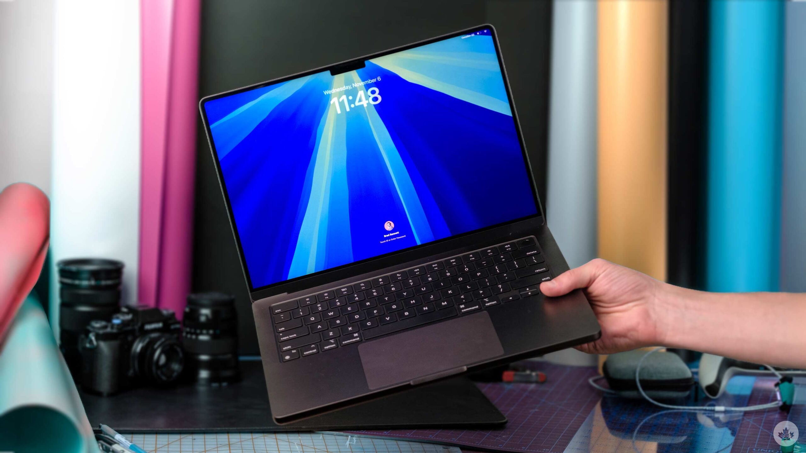 Comparison of the M5 MacBook Pro and M4 MacBook Air: Holiday Season Purchasing Guide