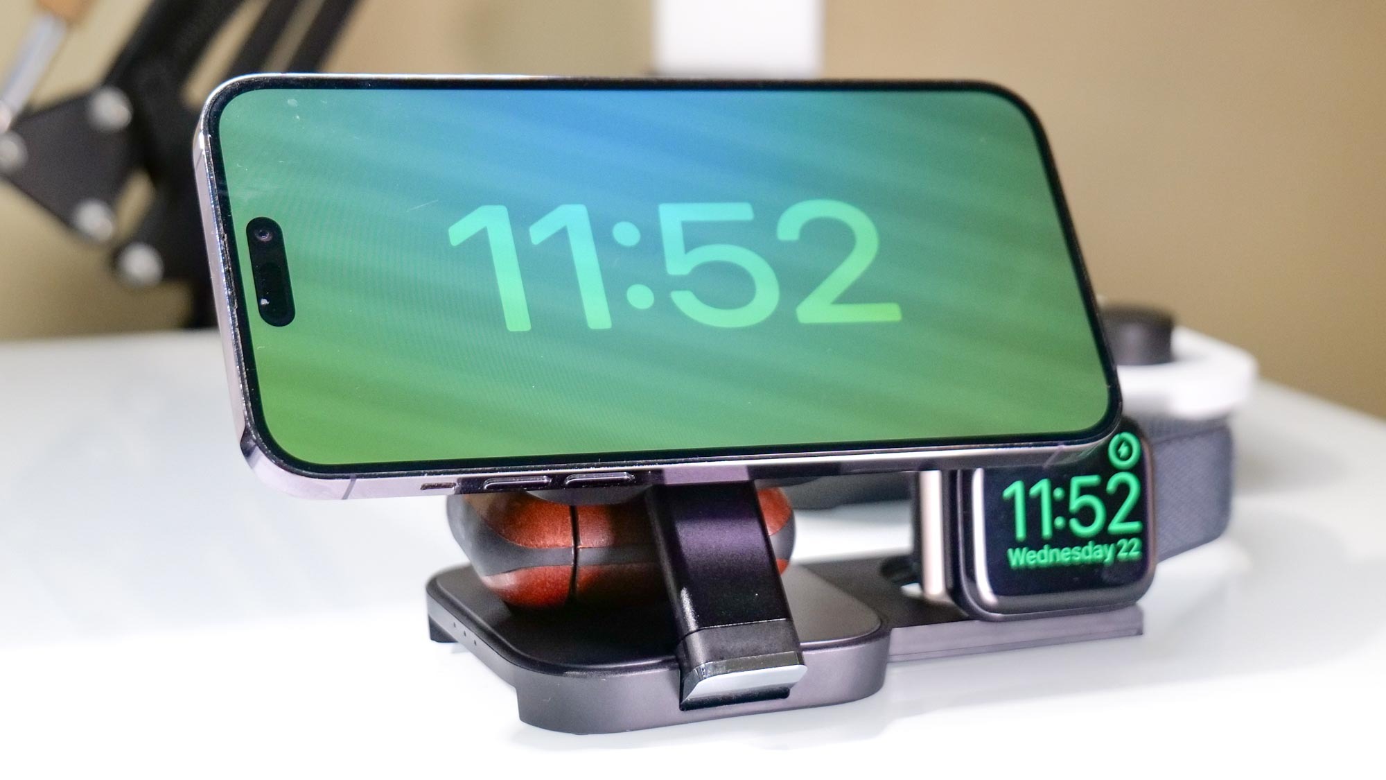 Current Offers: Save up to $175 on AirPods Pro 3 and M5 iPad Pro, $30 on MagSafe Charger, TechWoven, and Additional Items