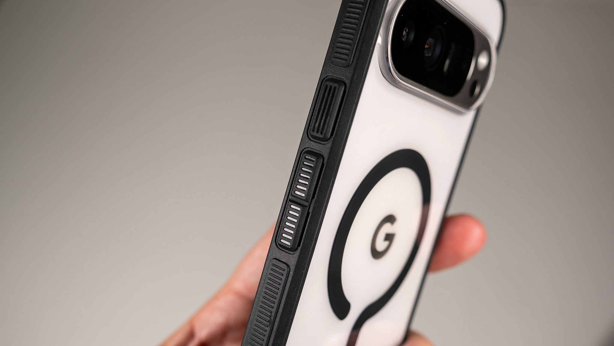 Dbrand Provides 40% Discount on Cases, Screen Protectors, and Skins This Weekend