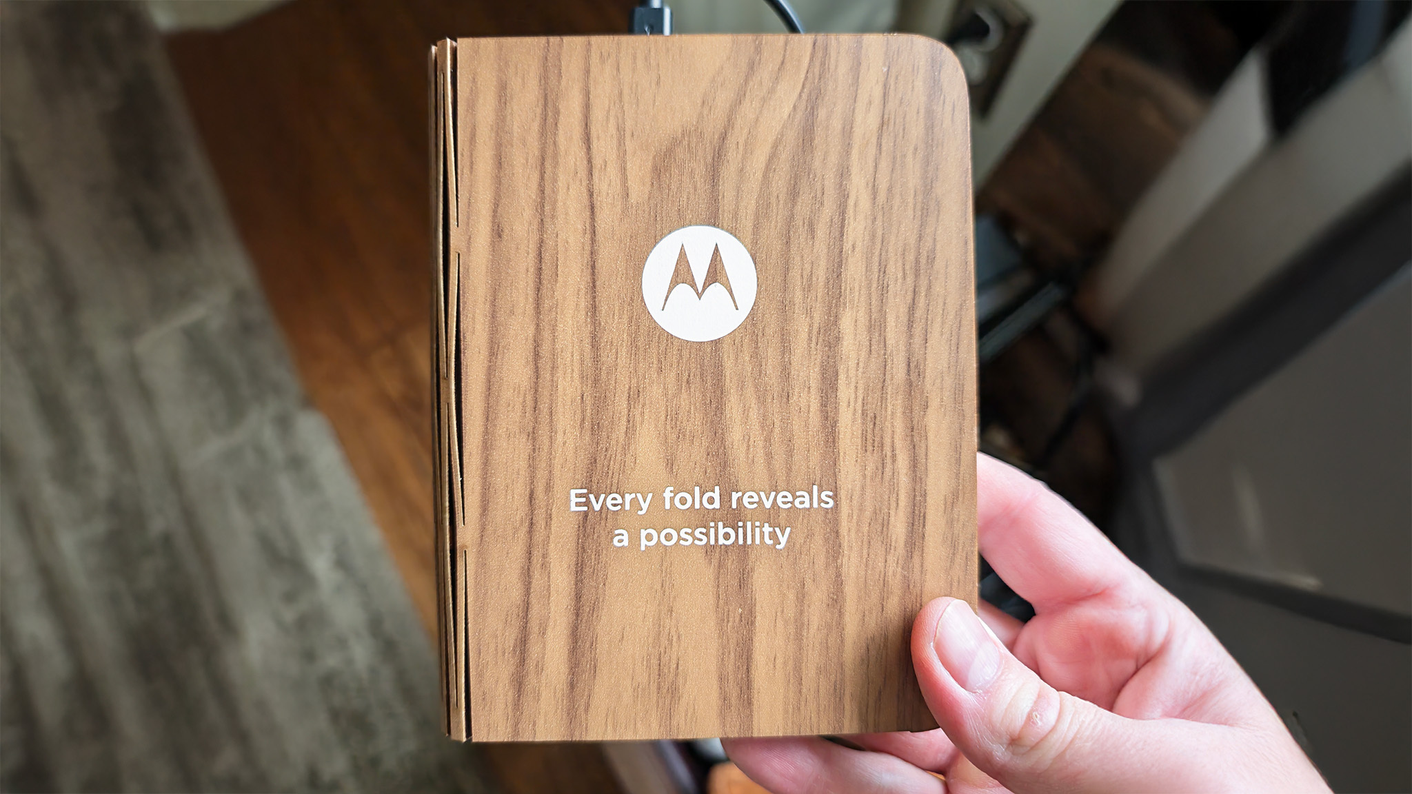 Motorola's CES Invite Suggests Possible Moto-Fold Progression