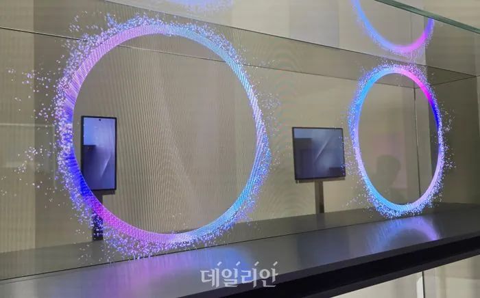 Samsung's Galaxy Z TriFold Experiences Swift Sell-Out During International Debut