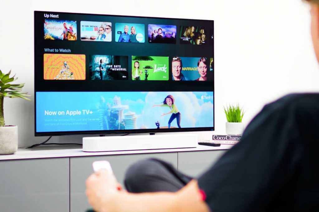 Signs That You Should Consider Replacing Your TV