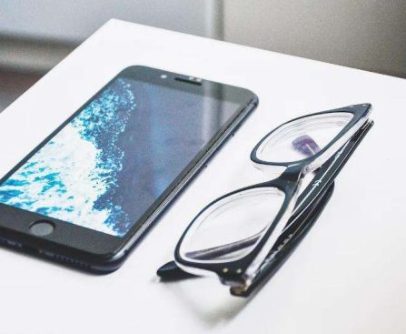 5 Essential iPhone Applications for Everyday Use