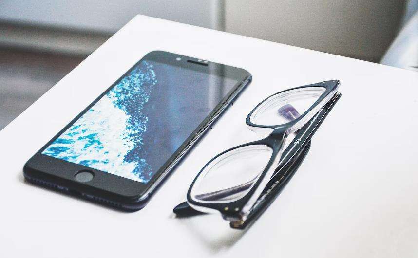 5 Essential iPhone Applications for Everyday Use