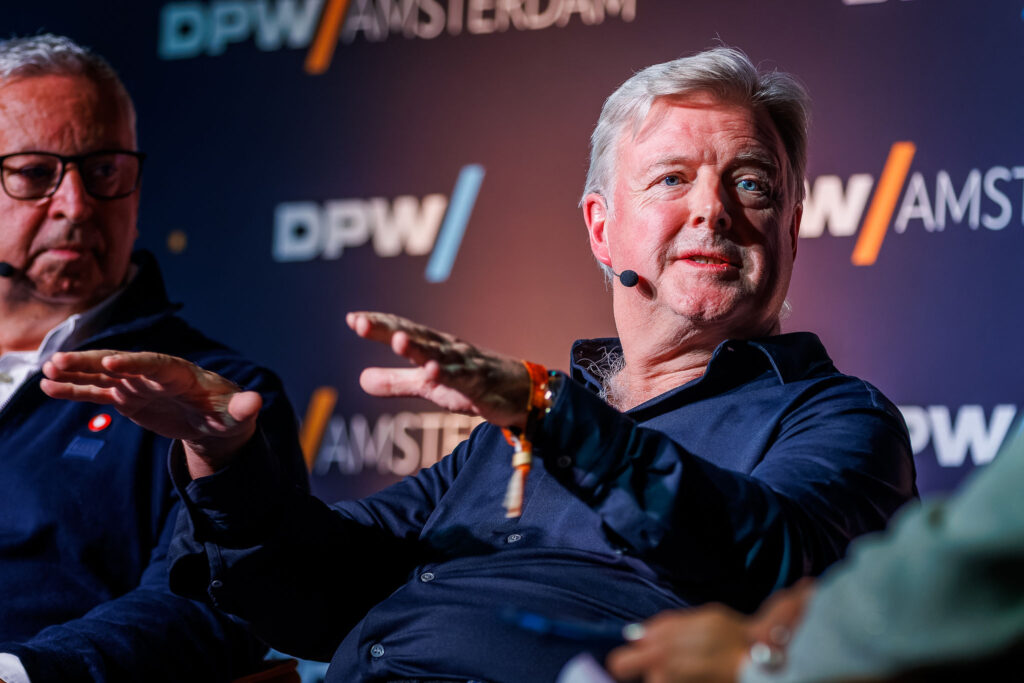 Apple Faces Pressure to Eliminate X App as xAI Declares Grok Will Halt Undressing Feature