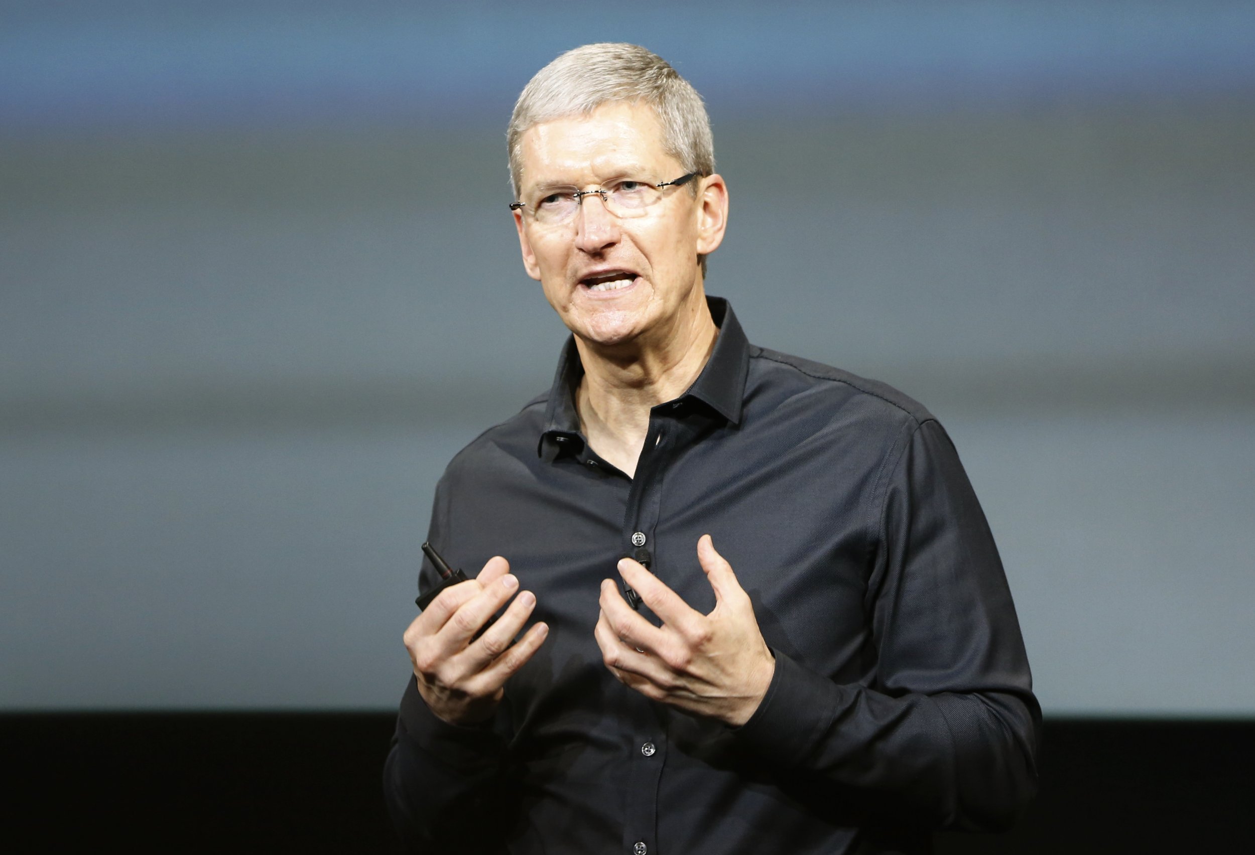 Compensation Summary of Tim Cook and Other Apple Executives for the Prior Year