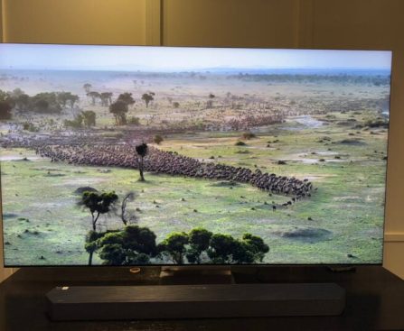 Consumer Reports Lists the Five Best Smart TVs of 2025