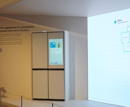 Dell Unveils 52-Inch 6K Screen Boasting Thunderbolt Connectivity