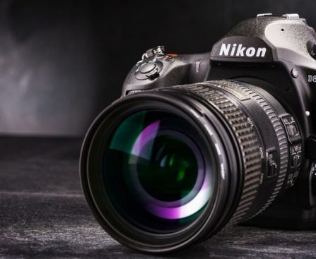 Google's Android XR Glasses Application Unveils AI Capabilities, Camera, and Display Features