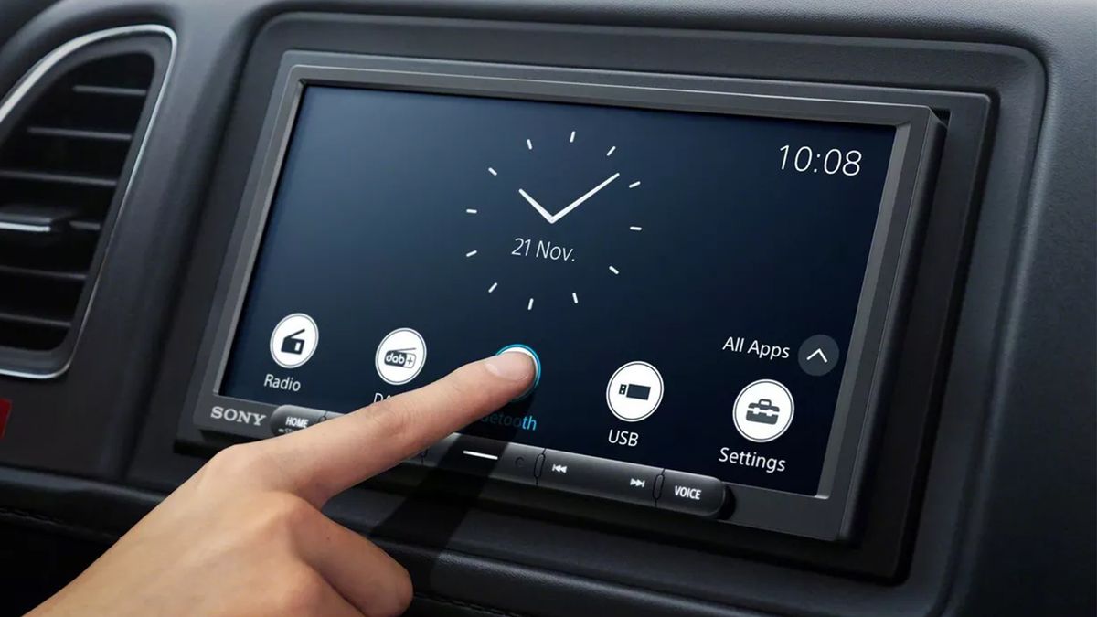 Top 4 Highly Rated Portable Apple CarPlay Devices Up for Sale