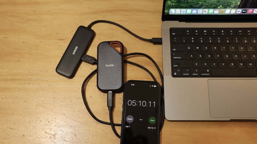 Top 5 USB Accessories for MacBook for Home and Travel Use