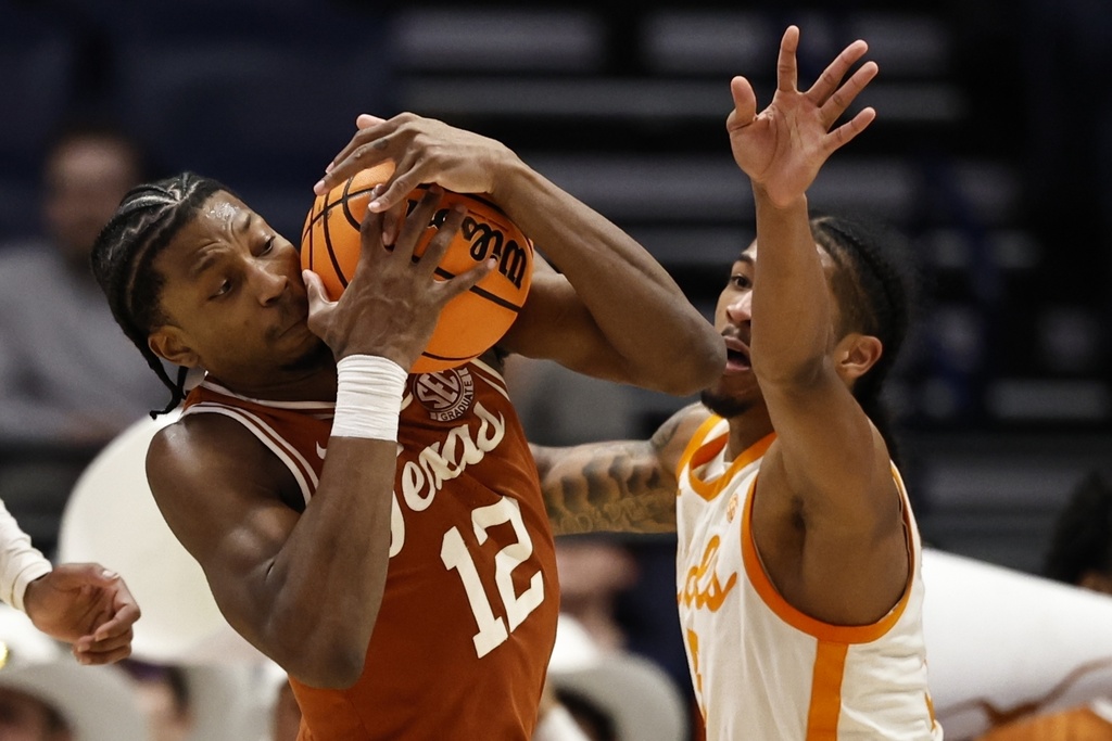 Apple Sports Unveils NCAA Tournament Brackets and Significant Soccer Growth