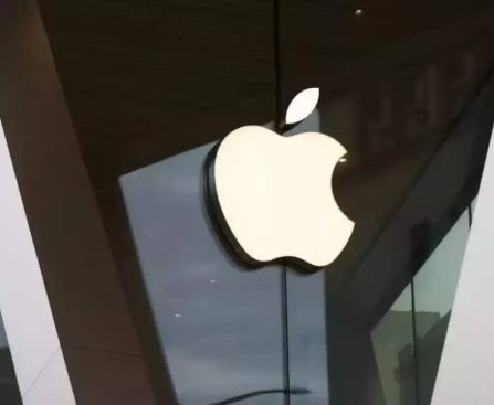 Apple to Produce Favored Mac Model in the United States