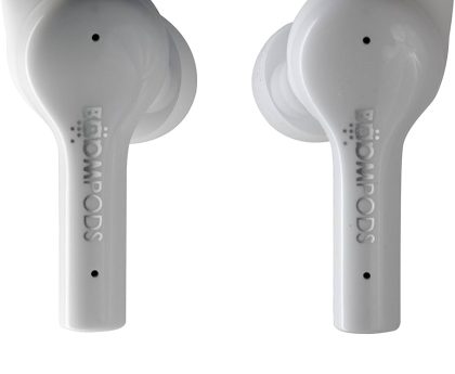 China's Cutting-Edge Earbuds Captivate Top Audiophiles