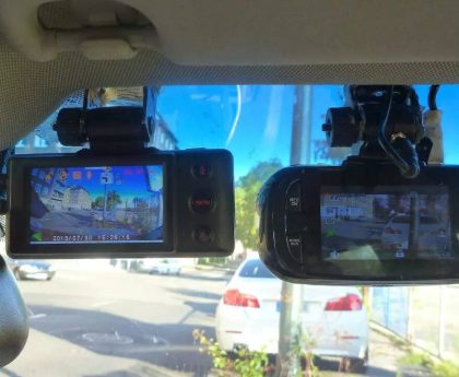 Essential Dashboard Devices to Upgrade Your Antiquated Vehicle