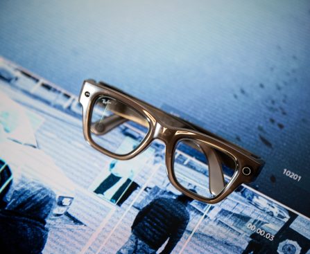 Meta Will Sabotage Its Smart Glasses by Being Itself