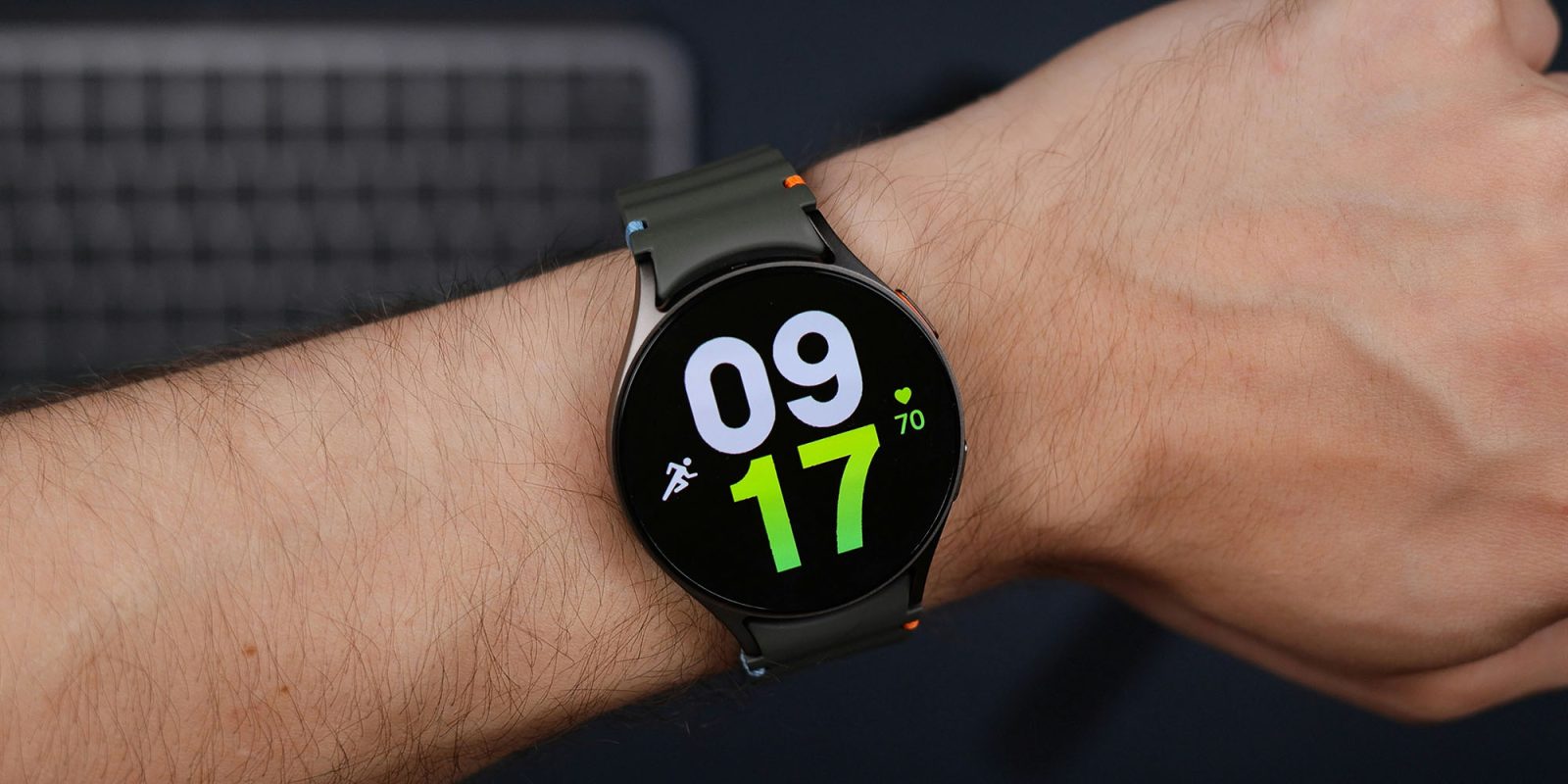 Meta's Imminent Smartwatch Probably Won't Measure Up Against Apple Watch