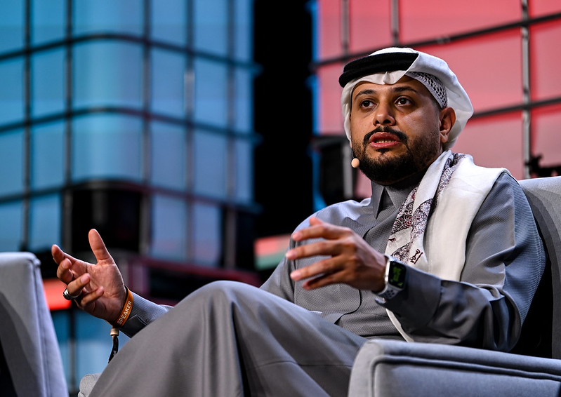 Why These Startup CEOs Believe AI Won't Replace Human Roles