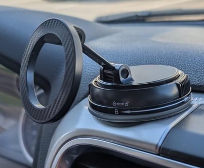 Amazon Customers Commend This Well-Rated Car Mount Now at 40% Discount