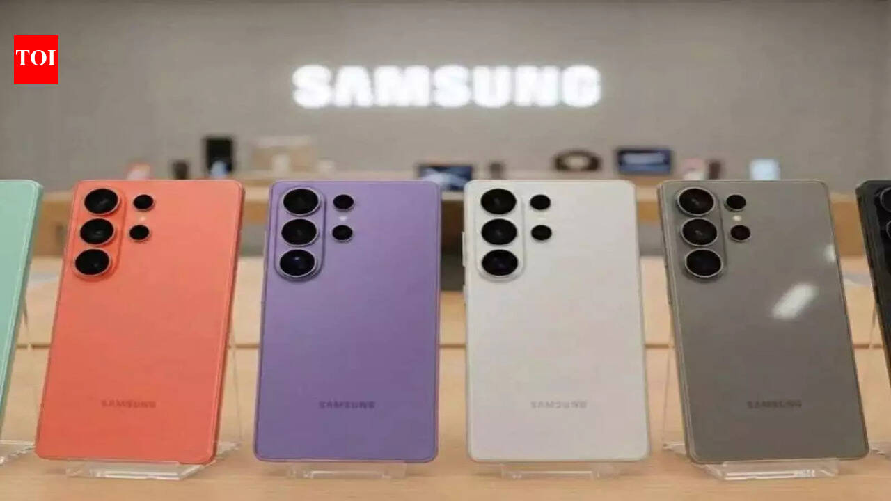 Amazon Provides a $200 Reduction on Samsung Galaxy S26 Ultra Versus Samsung's Pricing