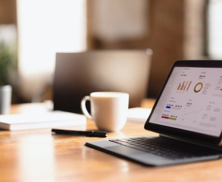 An In-Depth Overview of the Leading 10 Budget and Premium Portable Monitors for 2026