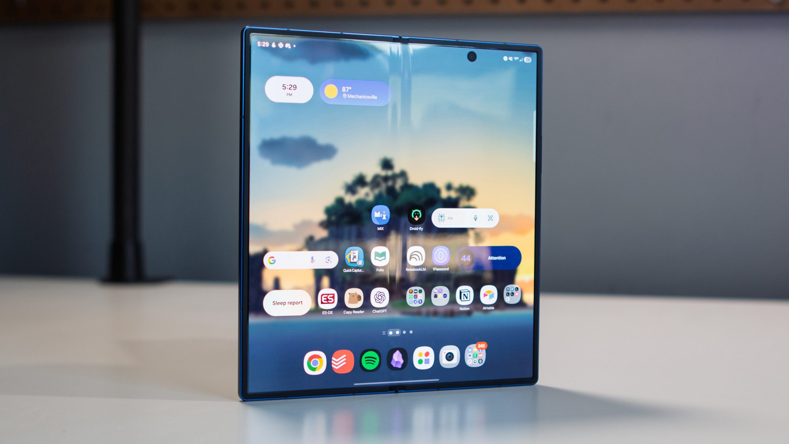 Anticipated 'Wide' Galaxy Z Fold: Rumored Specifications Ignite Interest