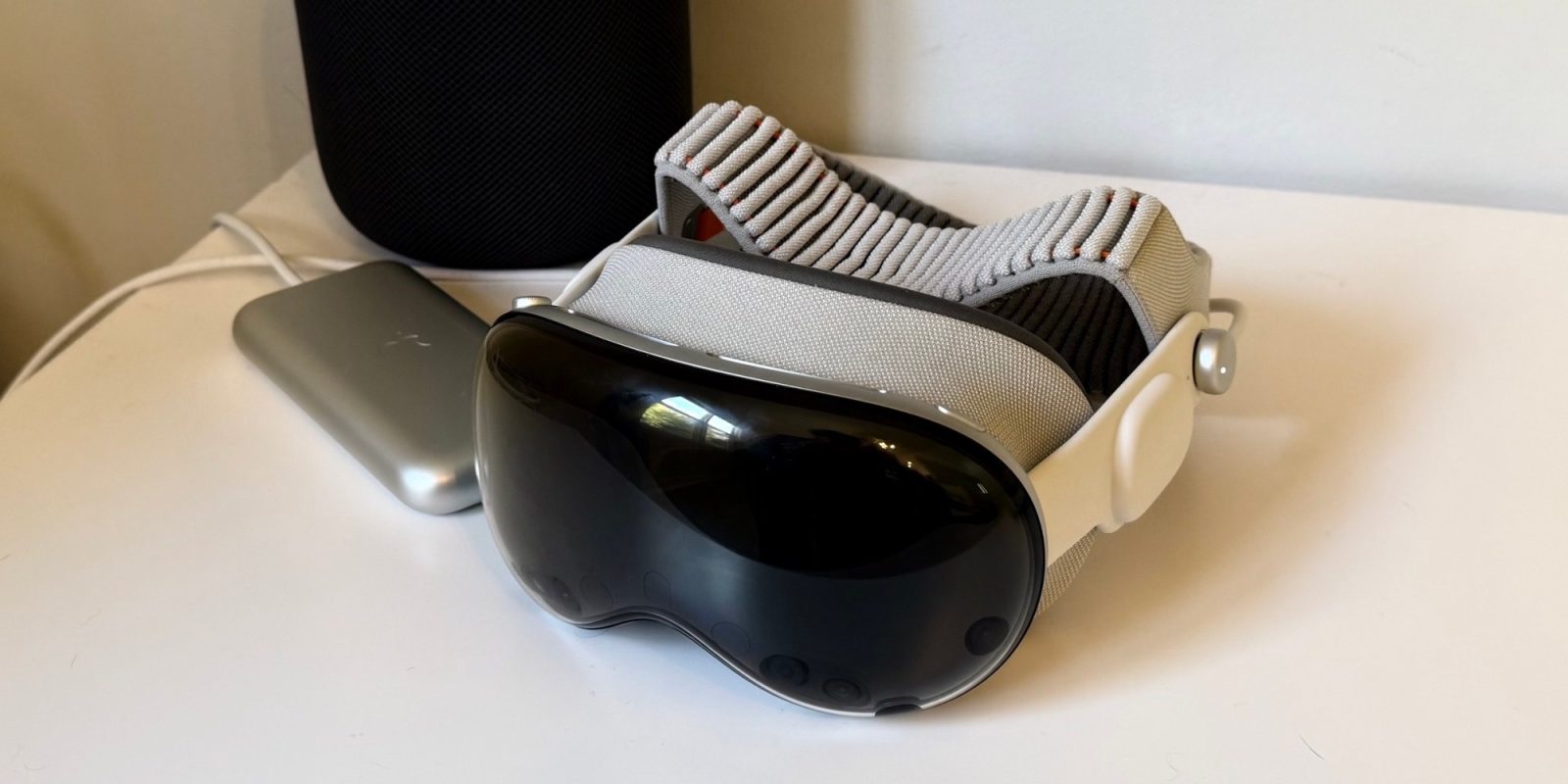 Apple Attains Settlement in Legal Dispute Concerning Former Employee Allegedly Taking Vision Pro Trade Secrets for Snap Job