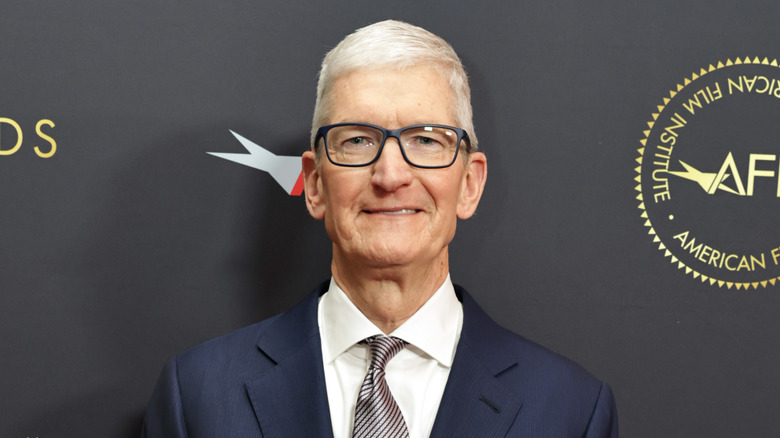 Apple CEO Promotes Decreasing Phone Usage, Backed by Scientific Studies
