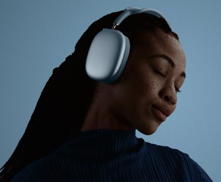 Apple Discreetly Unveils AirPods Max 2