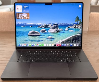 Apple Expected to Unveil a Bigger MacBook Pro Update This Year Together with MacBook Ultra