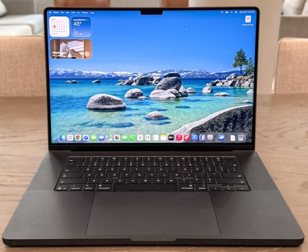 Apple Expected to Unveil a Bigger MacBook Pro Update This Year Together with MacBook Ultra